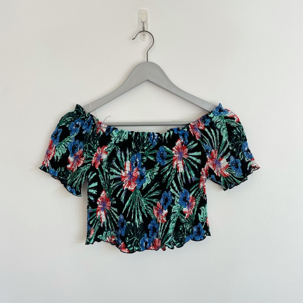 FLORAL OFF THE SHOULDER CROP TOP